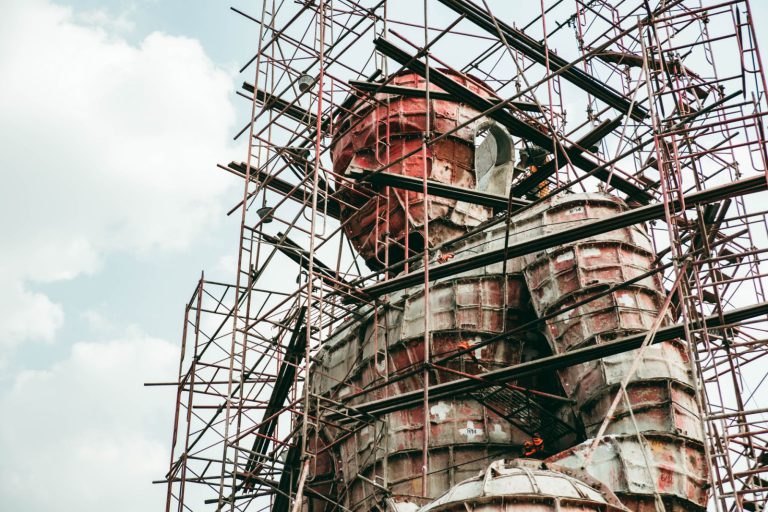 De l'idée au chantier : comment naît une sculpture publique